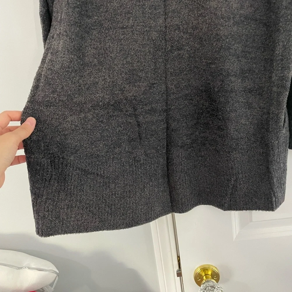 Barefoot dreams circle cardigan in gray - Picture 3 of 9